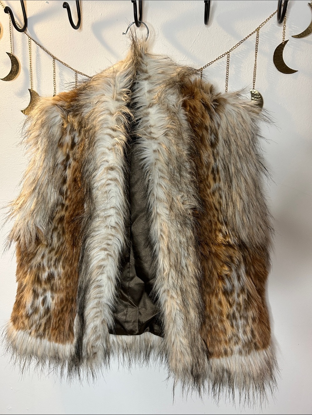 Damselle NY Faux Fur Vest